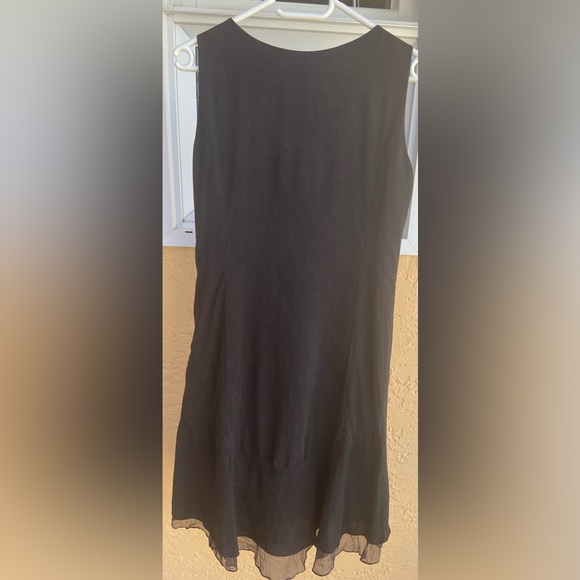 Garnet Hill 100% Silk Sleeveless Ruffle Hem Little Black Dress Size 8P - Picture 10 of 11